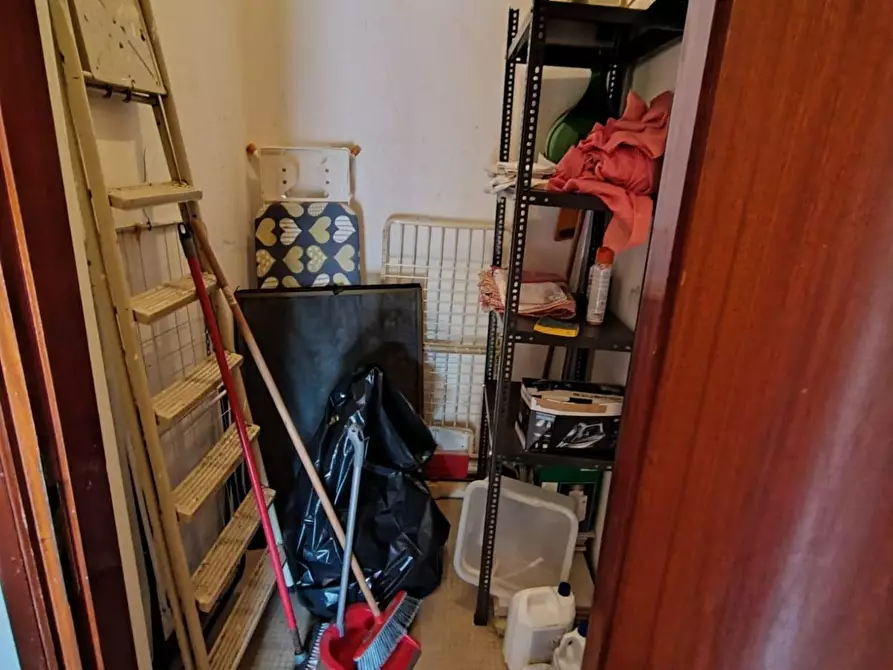 Immagine 18 di Appartamento in vendita  a Carrara