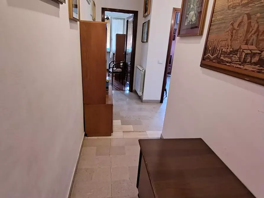 Immagine 14 di Appartamento in vendita  a Carrara