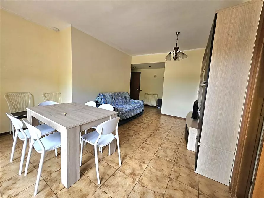 Immagine 6 di Appartamento in vendita  a Massa