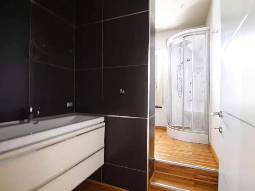 Immagine 6 di Appartamento in vendita  a Lamporecchio