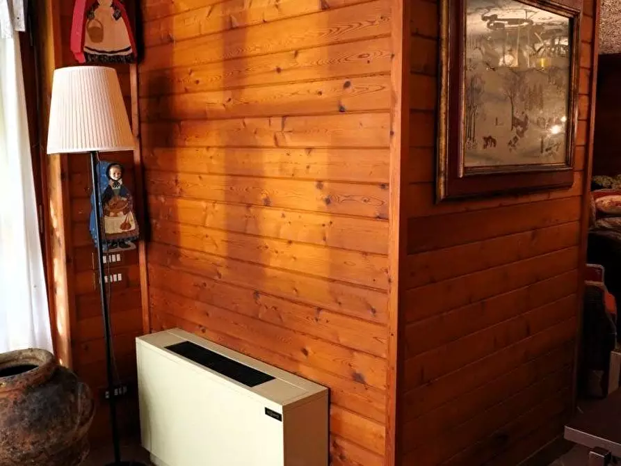 Immagine 44 di Villa in vendita  a Lucca