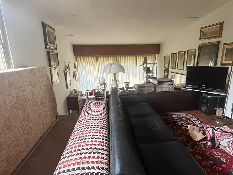 Immagine 30 di Villa in vendita  a Lucca