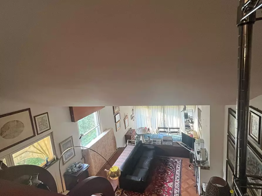 Immagine 25 di Villa in vendita  a Lucca