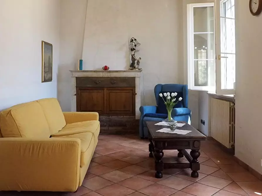 Immagine 8 di Villa in vendita  a Capannori