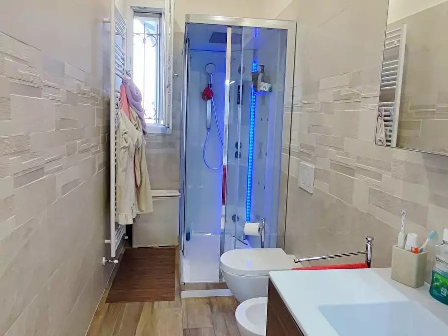 Immagine 17 di Villetta a schiera in vendita  a Viareggio