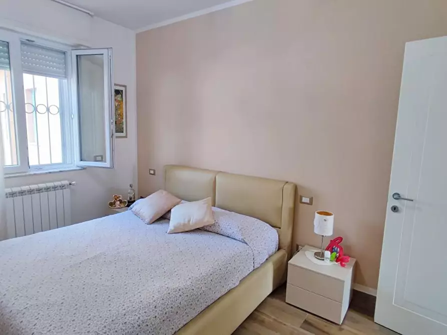 Immagine 10 di Villetta a schiera in vendita  a Viareggio