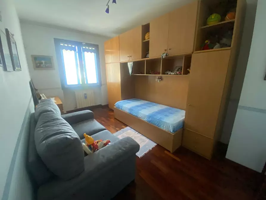 Immagine 9 di Villetta a schiera in vendita  a San Giuliano Terme