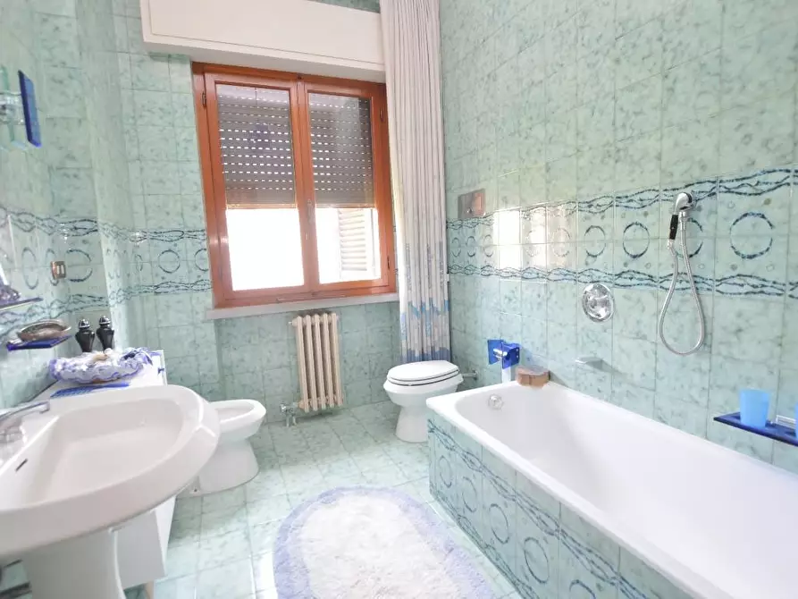 Immagine 25 di Villa in vendita  a San Giuliano Terme