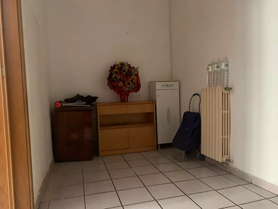 Immagine 11 di Appartamento in vendita  a Livorno