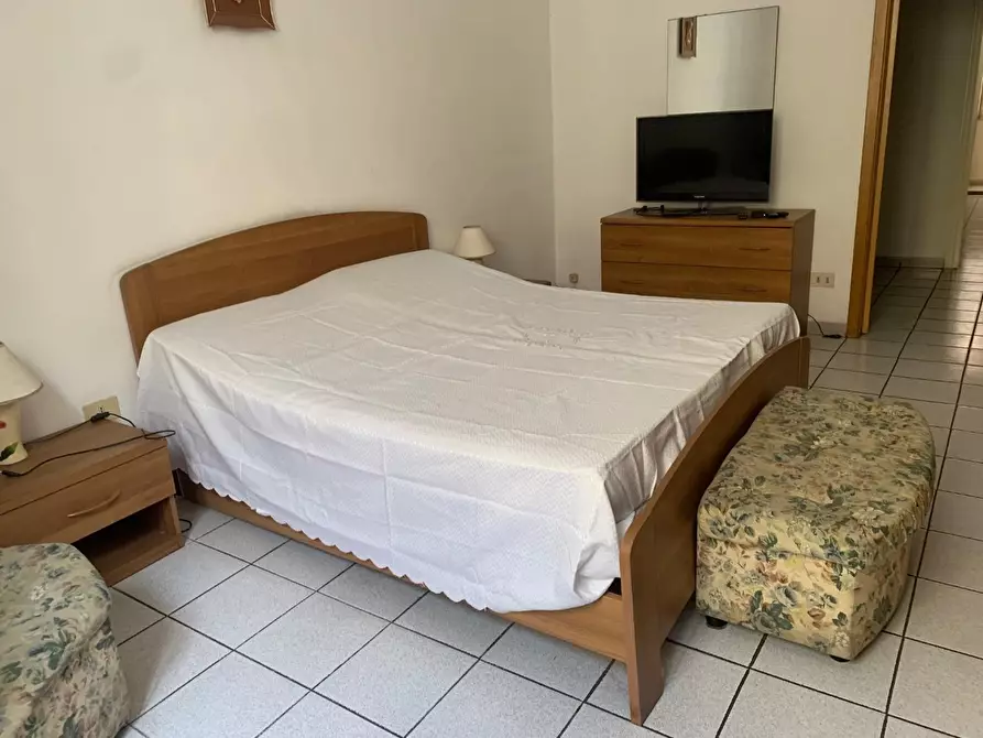 Immagine 13 di Appartamento in vendita  a Livorno