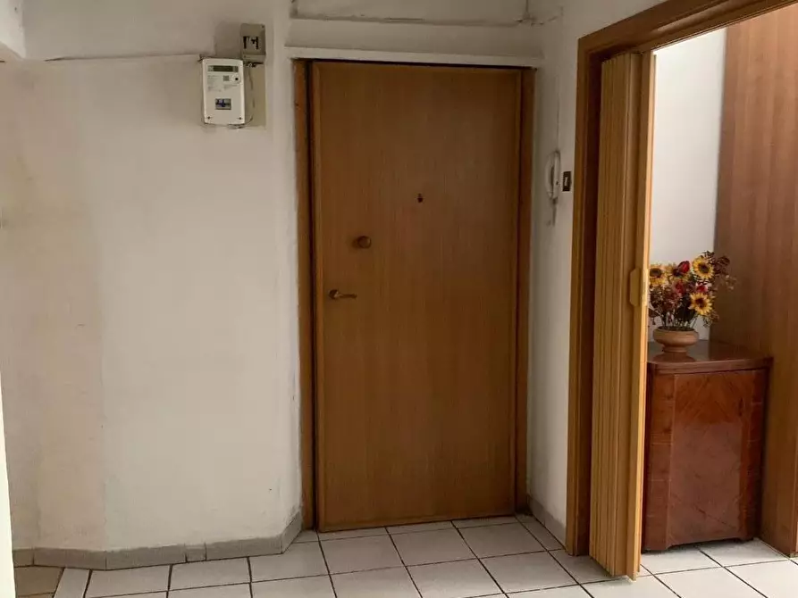 Immagine 10 di Appartamento in vendita  a Livorno