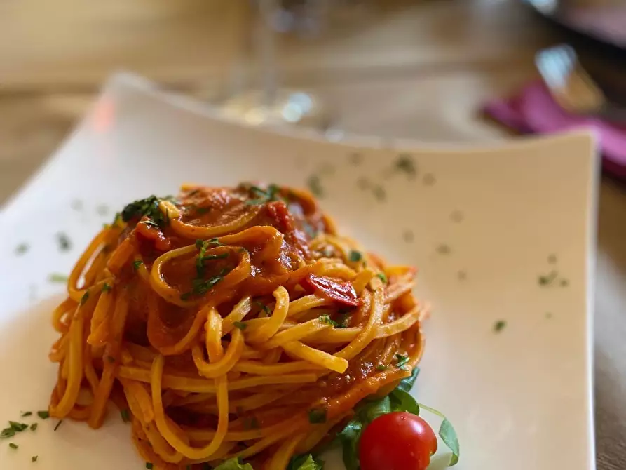 Immagine 1 di Bar / Ristorante in vendita  a Milano