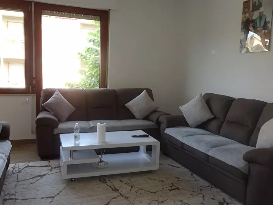 Immagine 2 di Appartamento in vendita  a Cascina