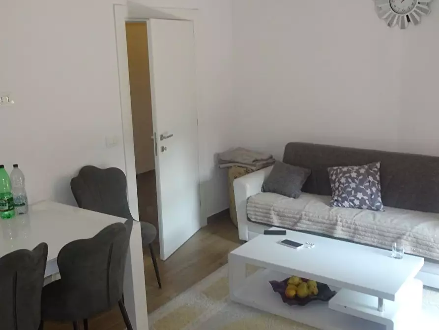 Immagine 23 di Appartamento in vendita  a Cascina