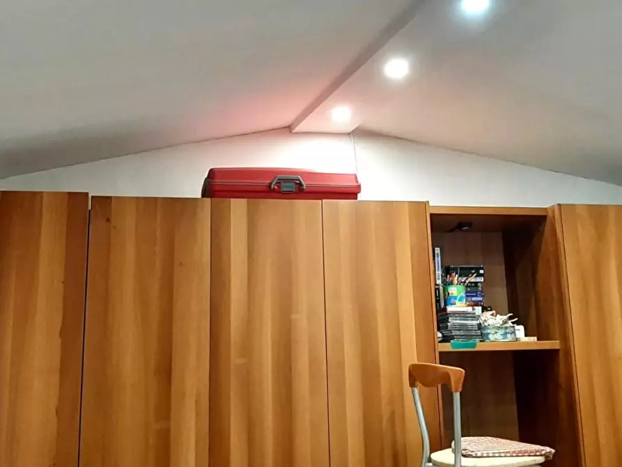 Immagine 23 di Appartamento in affitto  a Carrara