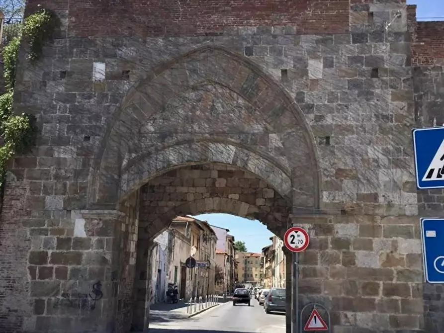 Immagine 16 di Appartamento in vendita  a Pisa