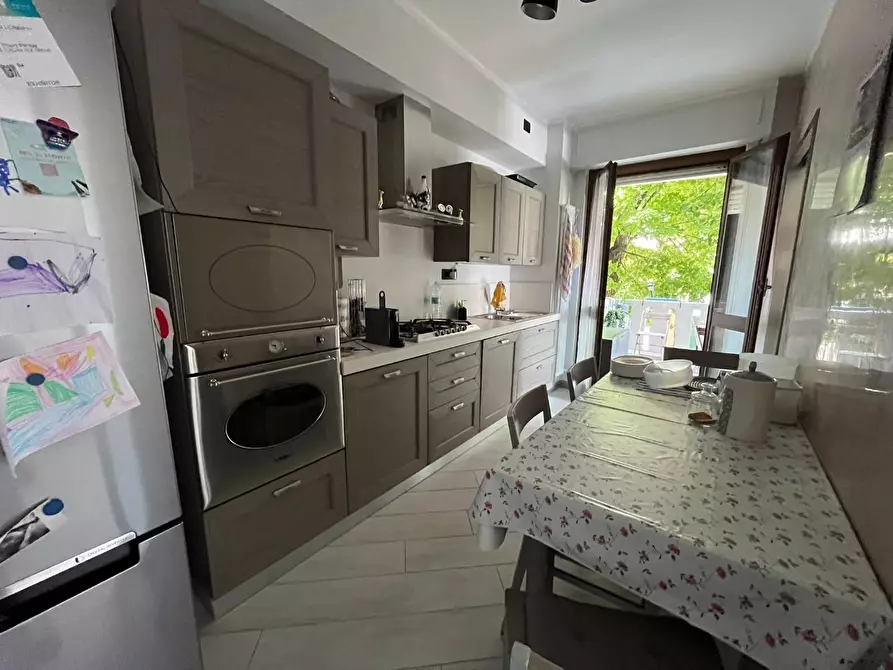 Immagine 7 di Appartamento in vendita  a Massa