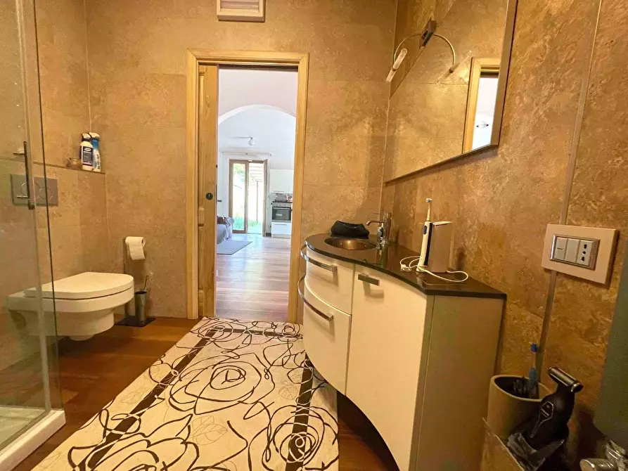 Immagine 26 di Casa semindipendente in vendita  a Riccò Del Golfo Di Spezia