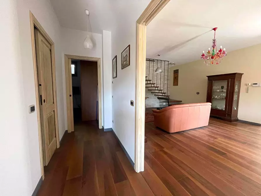 Immagine 12 di Casa semindipendente in vendita  a Riccò Del Golfo Di Spezia