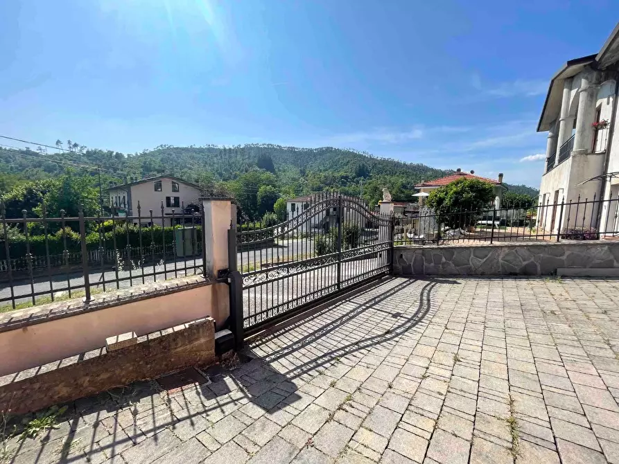 Immagine 31 di Casa semindipendente in vendita  a Riccò Del Golfo Di Spezia