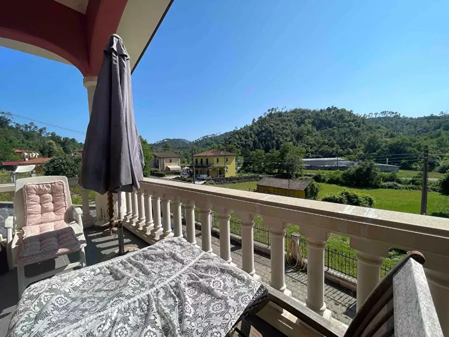 Immagine 18 di Casa semindipendente in vendita  a Riccò Del Golfo Di Spezia