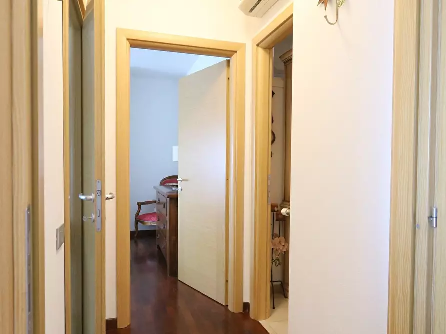 Immagine 7 di Appartamento in vendita  a Pontedera