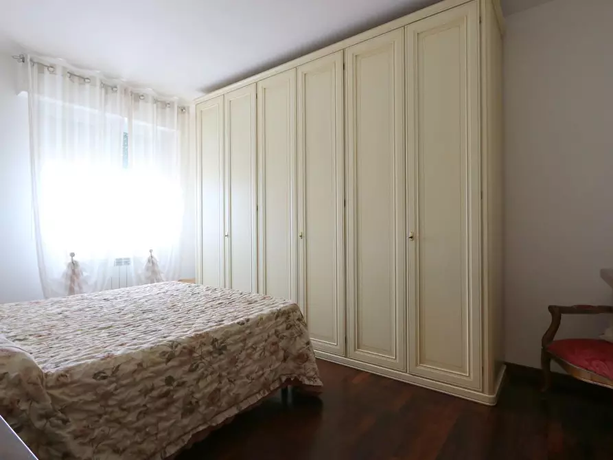 Immagine 13 di Appartamento in vendita  a Pontedera