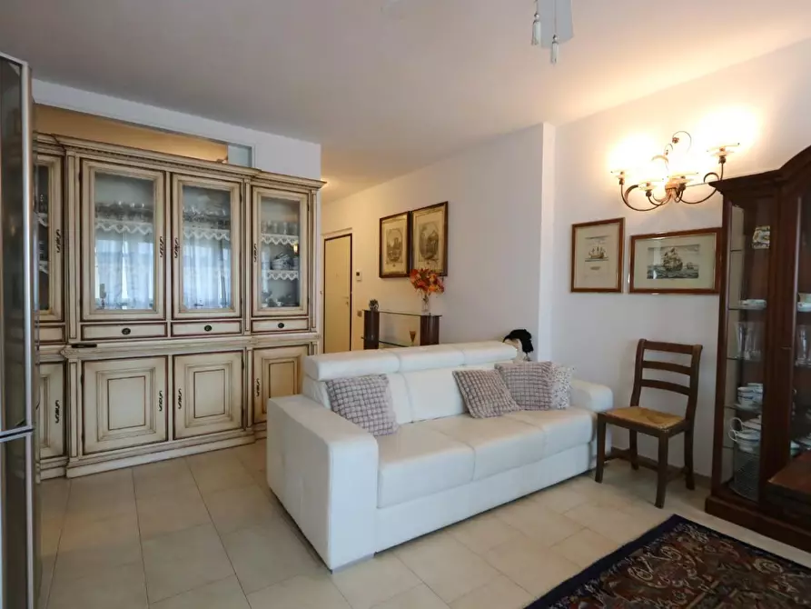 Immagine 5 di Appartamento in vendita  a Pontedera