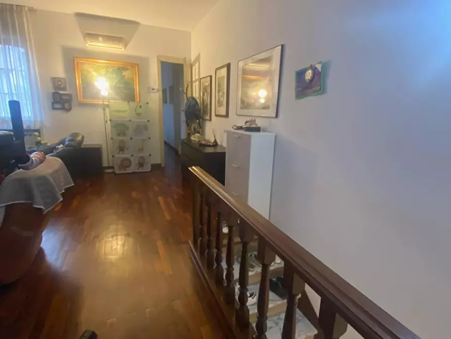 Immagine 6 di Appartamento in vendita  a Viareggio