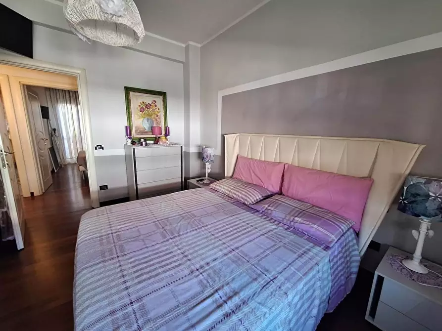 Immagine 15 di Appartamento in vendita  a Viareggio