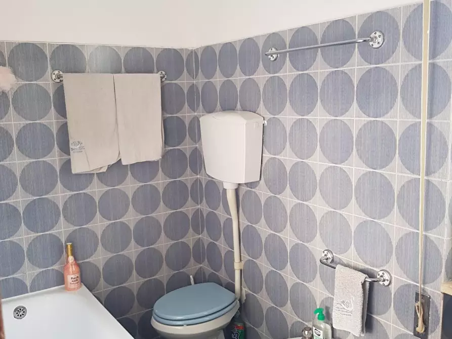 Immagine 14 di Villetta a schiera in vendita  a Viareggio