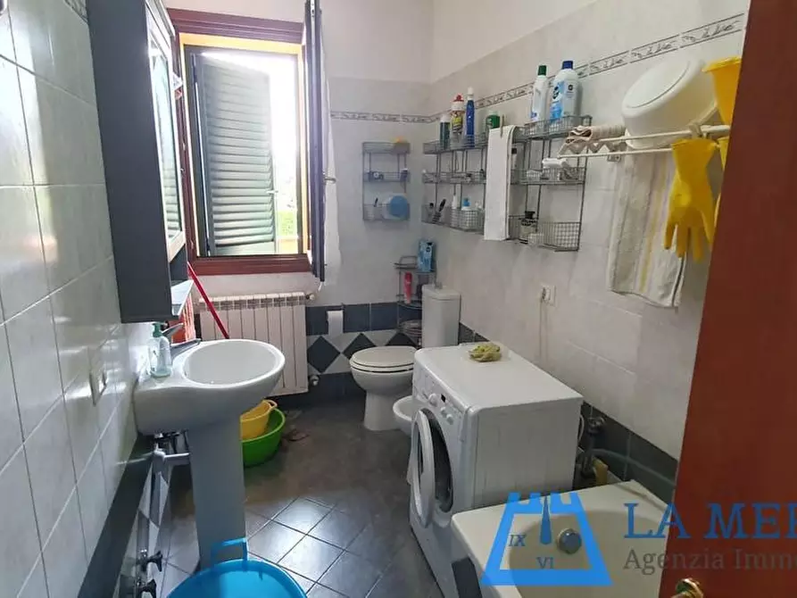 Immagine 10 di Appartamento in vendita  a Larciano