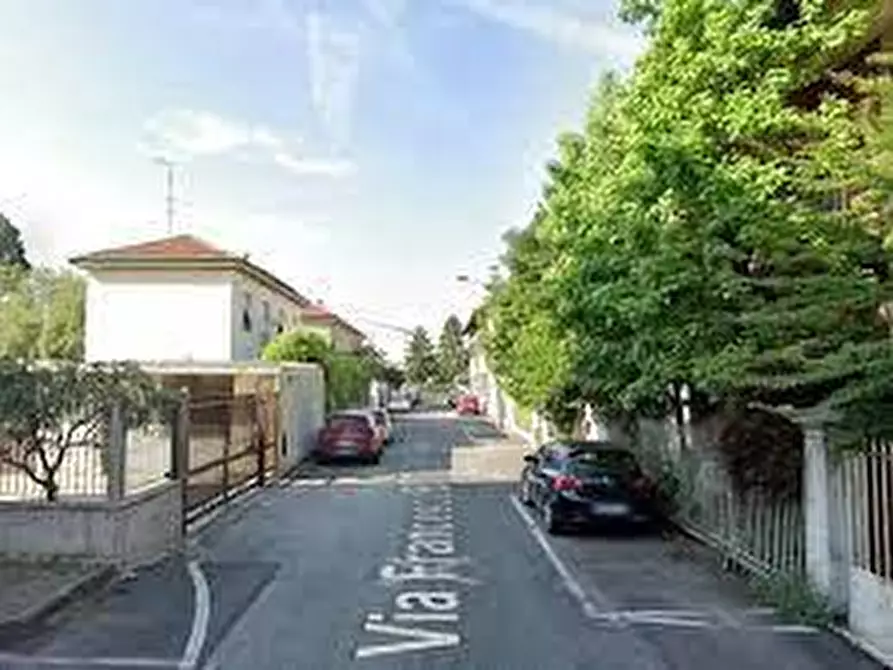 Immagine 5 di Casa quadrifamiliare in vendita  a Viareggio