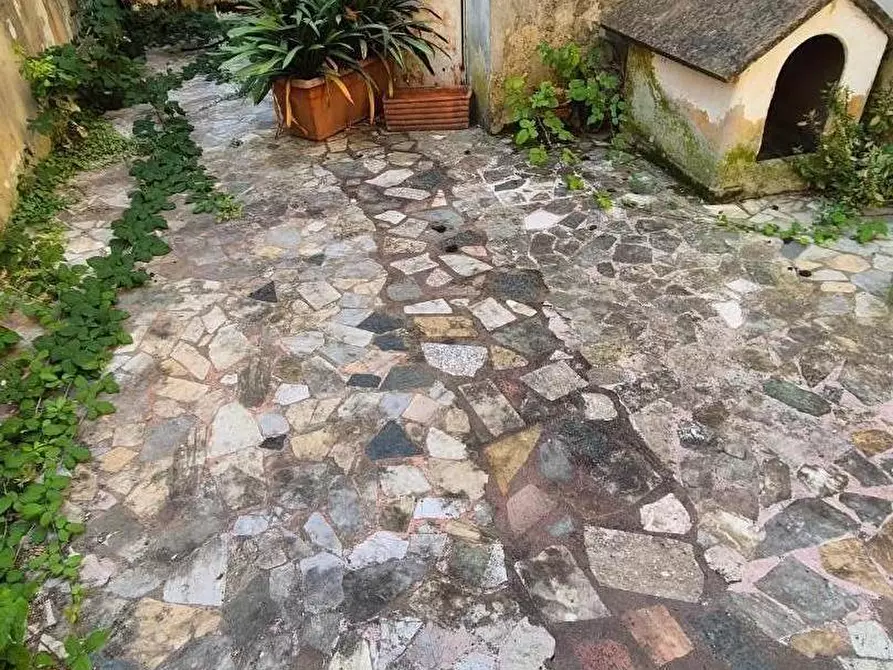 Immagine 8 di Casa quadrifamiliare in vendita  a Viareggio