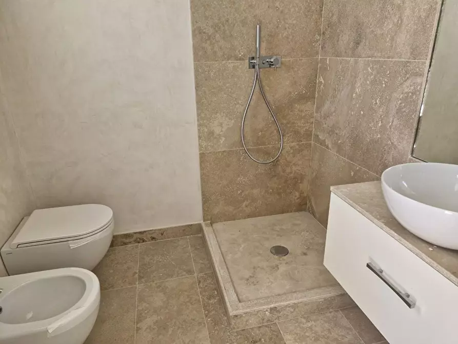 Immagine 16 di Villa in vendita  a Pietrasanta