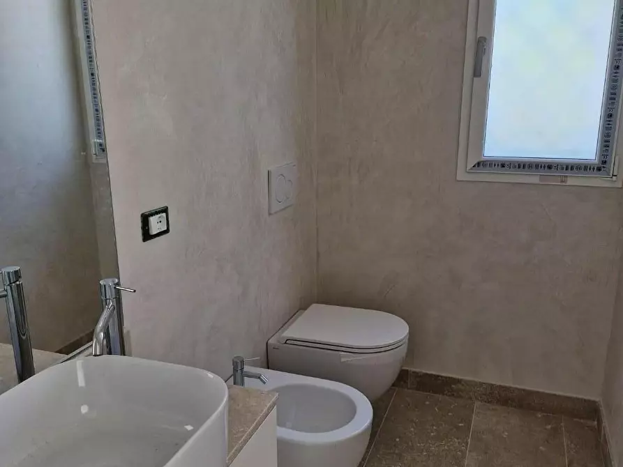 Immagine 17 di Villa in vendita  a Pietrasanta