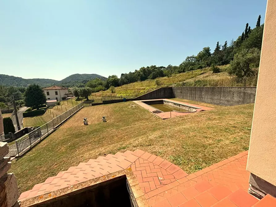 Immagine 21 di Villa in vendita  a Lucca