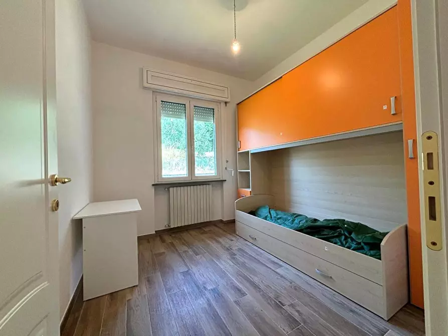 Immagine 13 di Villa in vendita  a Lucca