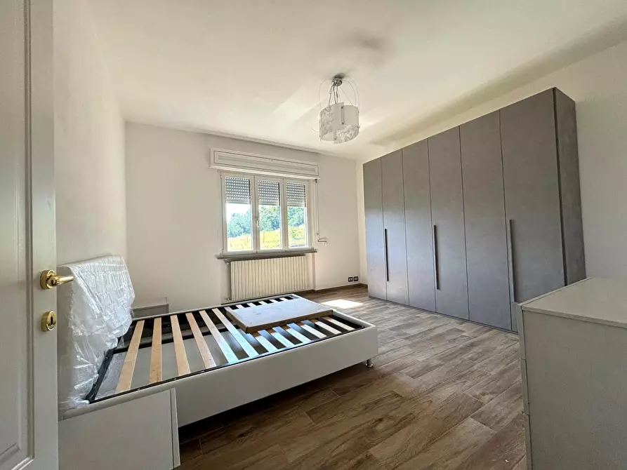 Immagine 9 di Villa in vendita  a Lucca