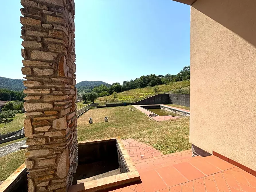 Immagine 18 di Villa in vendita  a Lucca
