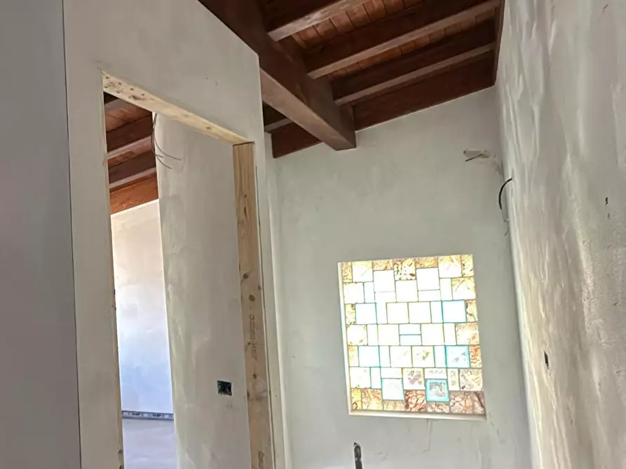 Immagine 13 di Casa indipendente in vendita  a Reggio Nell'emilia