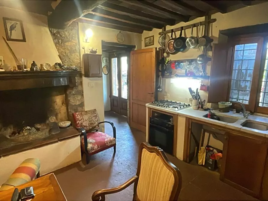 Immagine 5 di Rustico / casale in vendita  a Borgo A Mozzano