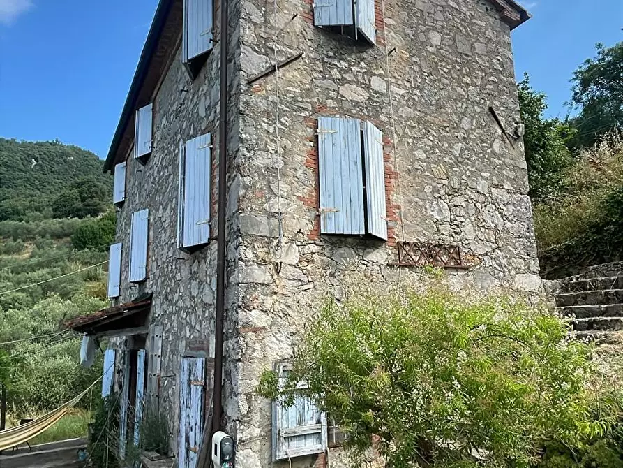 Immagine 23 di Rustico / casale in vendita  a Borgo A Mozzano