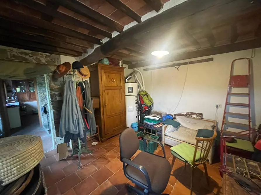 Immagine 8 di Rustico / casale in vendita  a Borgo A Mozzano