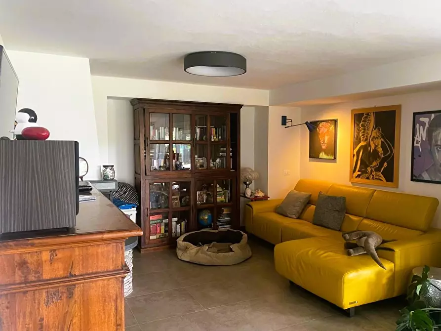 Immagine 7 di Villa in vendita  a Rosignano Marittimo