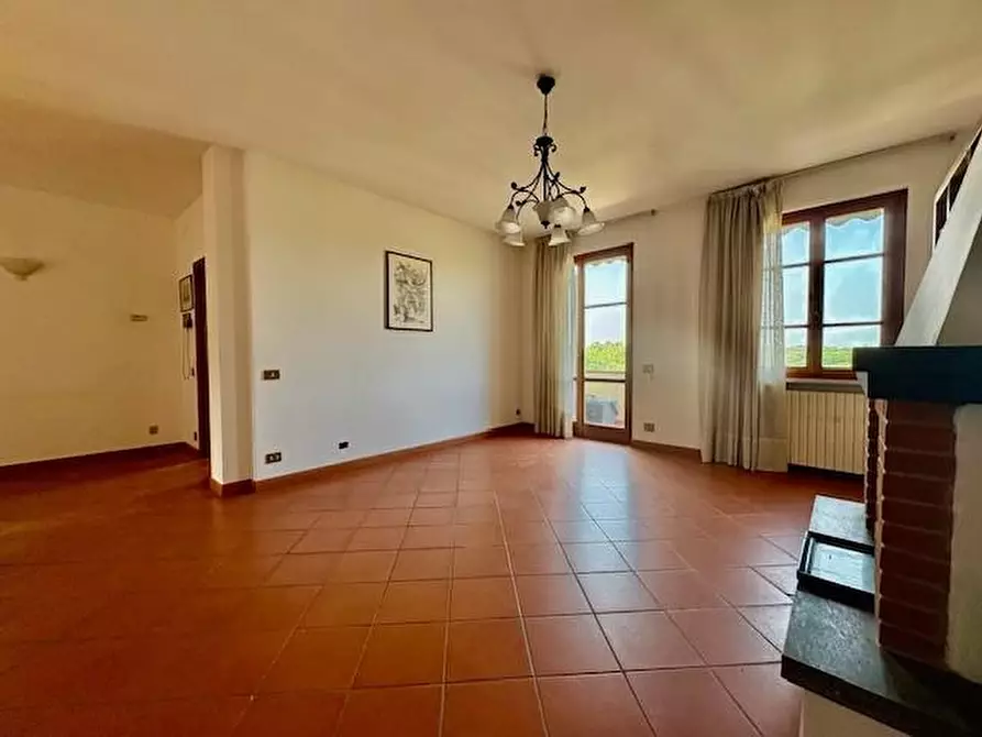 Immagine 11 di Appartamento in vendita  a Crespina Lorenzana