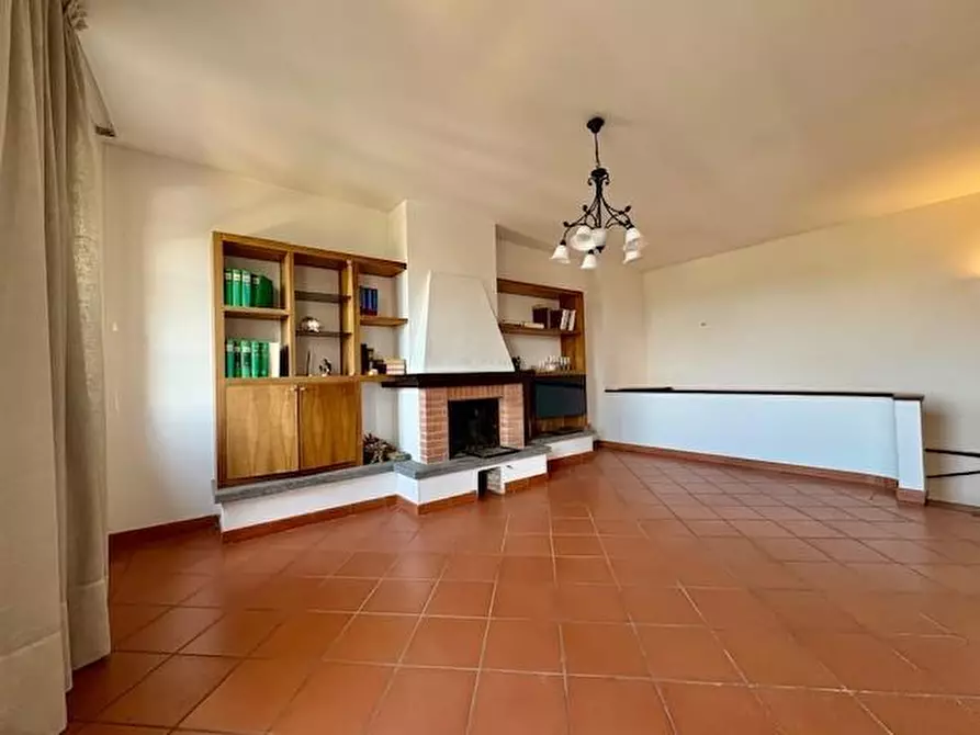 Immagine 9 di Appartamento in vendita  a Crespina Lorenzana