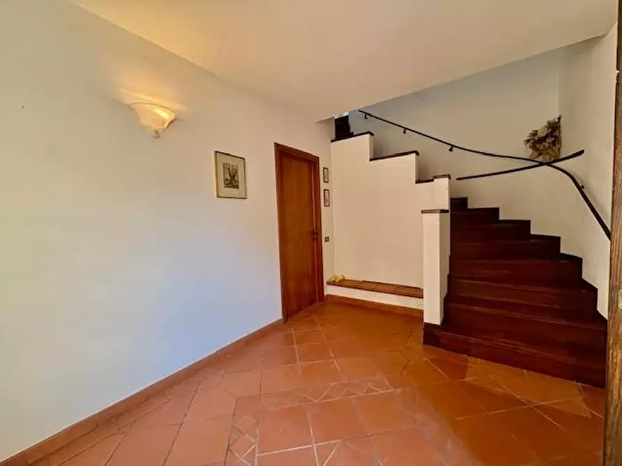 Immagine 3 di Appartamento in vendita  a Crespina Lorenzana