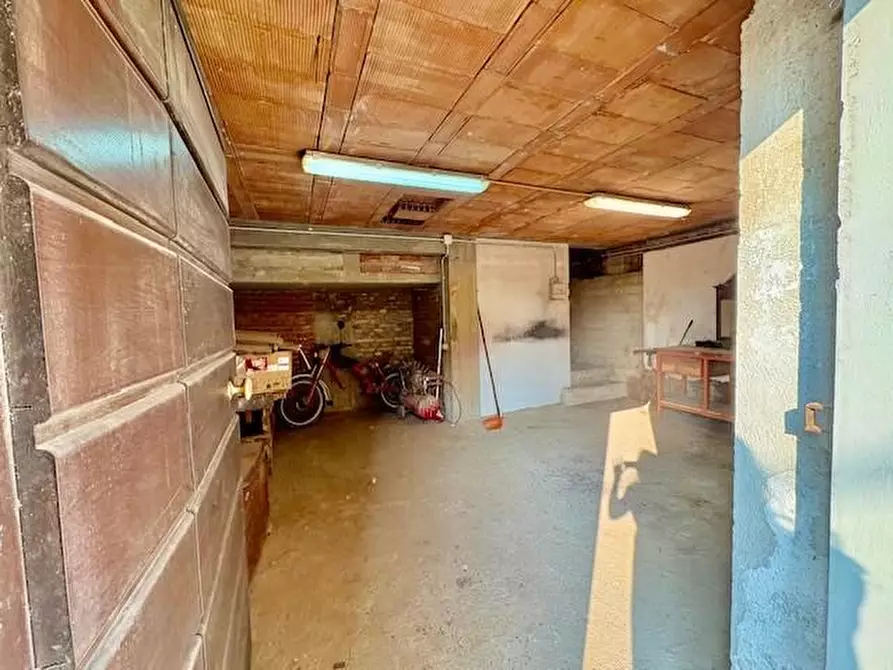 Immagine 47 di Appartamento in vendita  a Crespina Lorenzana