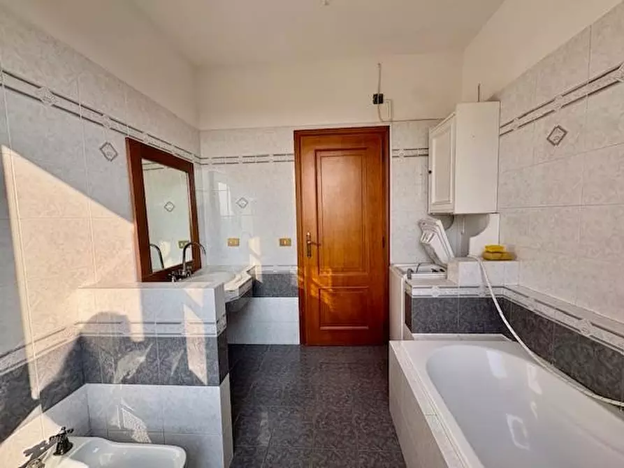 Immagine 37 di Appartamento in vendita  a Crespina Lorenzana